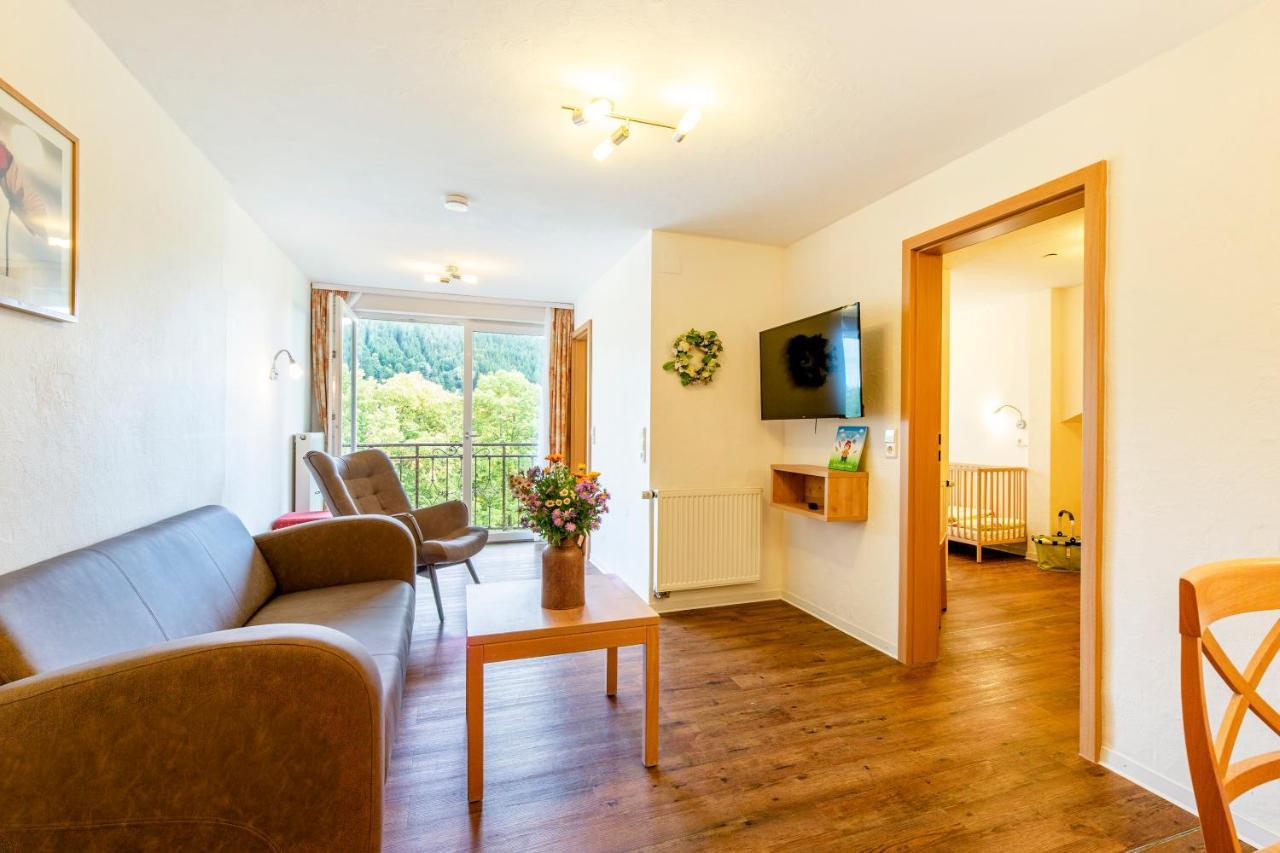 Hotel Engel - Familotel Hochschwarzwald Тодтнауберг Экстерьер фото