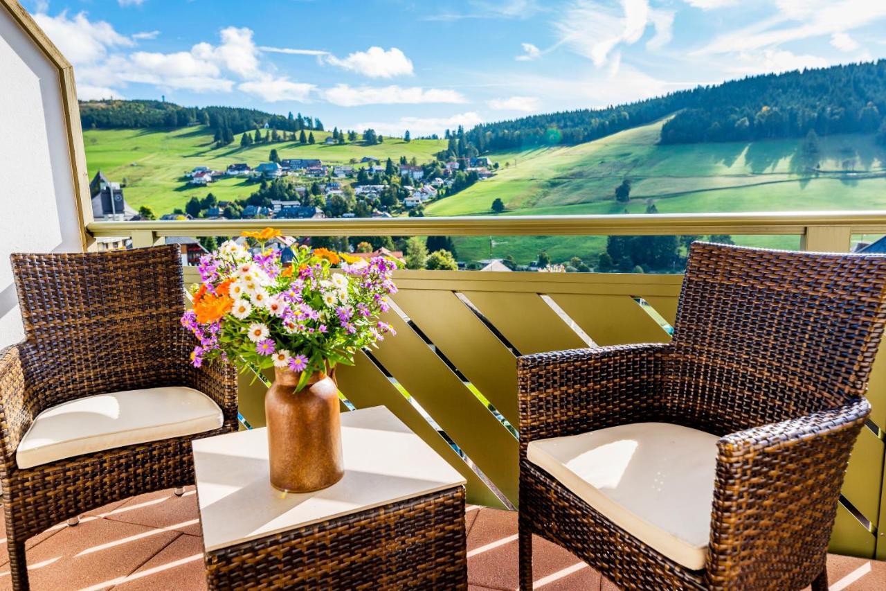 Hotel Engel - Familotel Hochschwarzwald Тодтнауберг Экстерьер фото